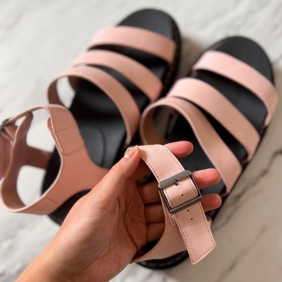 Union Bay Pink Dulce Strappy Platform Sandals - Picture 12 of 16